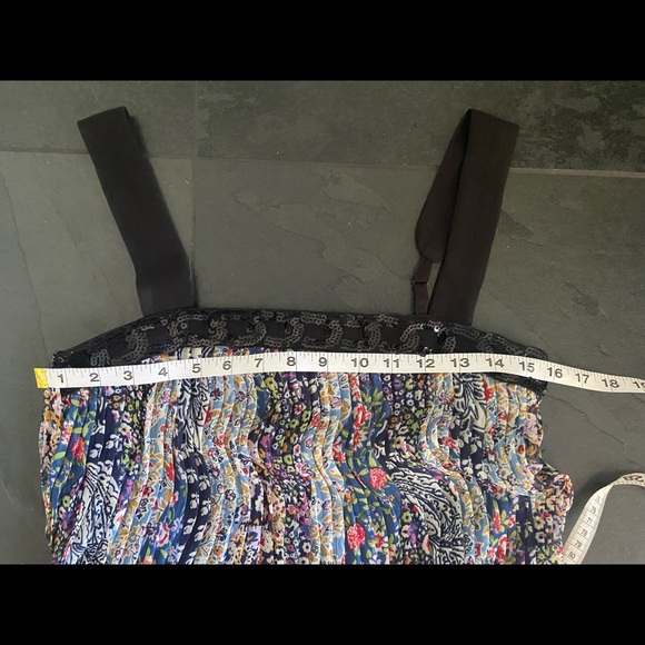 Beautiful Lulumari dress size S - Picture 2 of 4